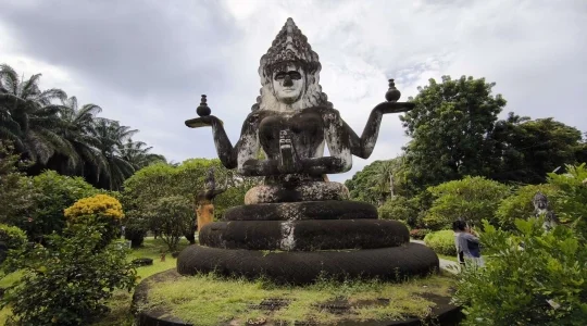 ラオス_ブッタパーク